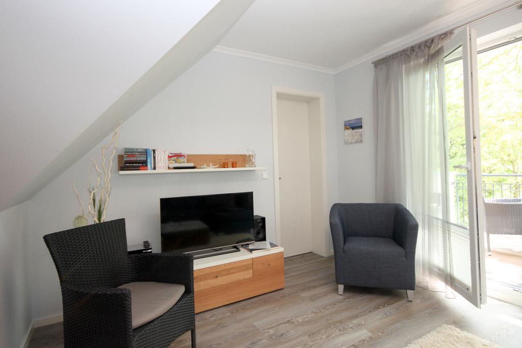 Haus Passat - Ferienwohnungen Ostseebad Nienhagen Dış mekan fotoğraf